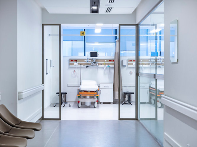 sherwin-resin-hospital-room-980405776_SmartCropFourToThree